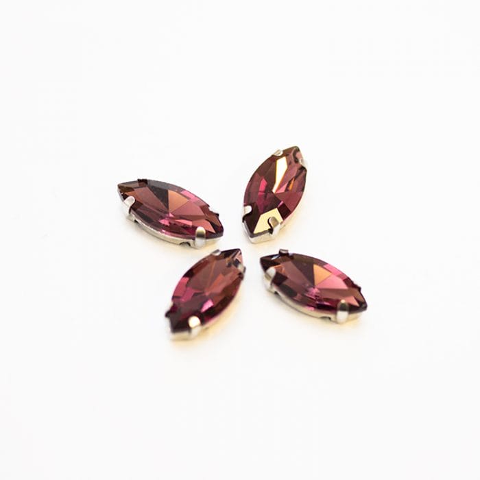 Štrasová ozdoba 15 x 7 mm brúsená fialová