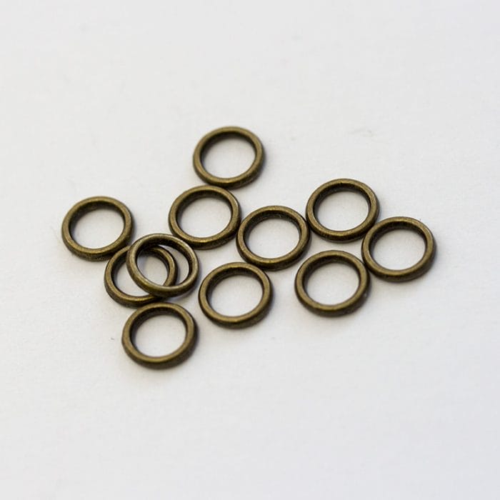 Krúžok 8 mm zvarený plochý farba bronz