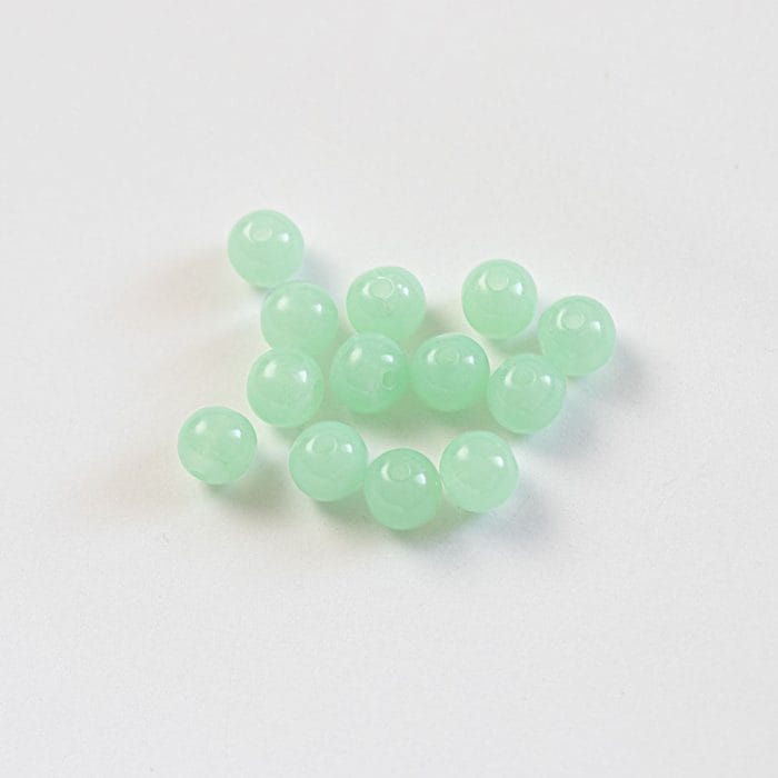 Plastové korálky mliečne 8 mm farba jade bledé