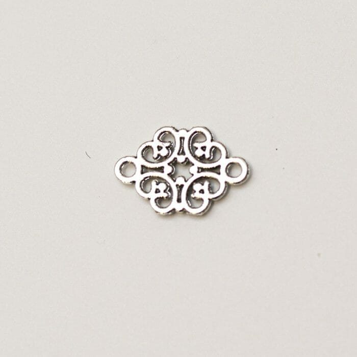 Kovový konektor 13,5 x 20 mm farba strieborná