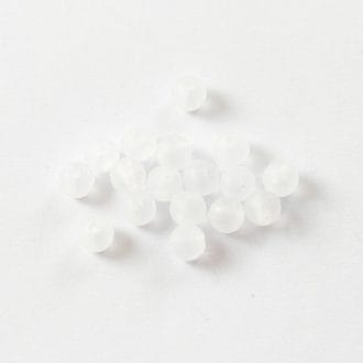 plastove-koralky-mliecne-6mm-biele