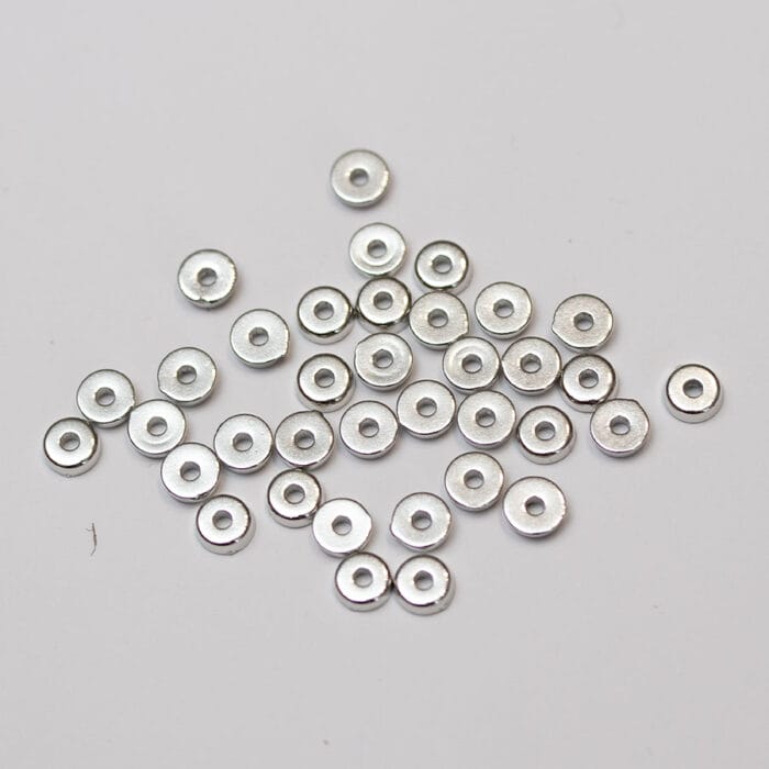 Predeľovacie korálky 1,5 x 5 mm farba strieborná